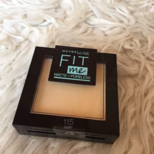 Maybelline Fit Me Compact for a Flawless, Matte Finish