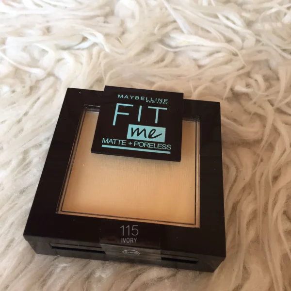 Maybelline Fit Me Compact for a Flawless, Matte Finish