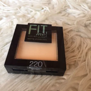 Maybelline Fit Me Compact for a Flawless, Matte Finish